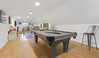 345 Meinzer St, Aberdeen, NJ 07721