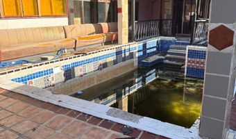 611 S Bead St, Alma, GA 31510