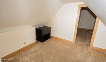 6962 Oak St, Bonners Ferry, ID 83805