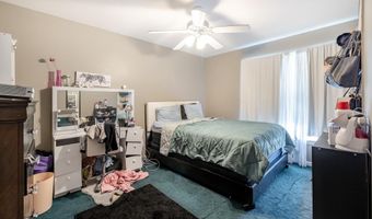 13 SEACROFT Dr, Dover, DE 19904