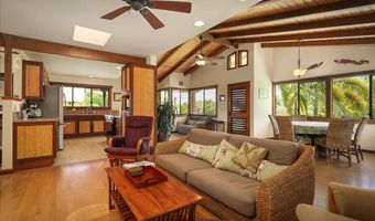 82-6289 KAHAULOA St, Captain Cook, HI 96704