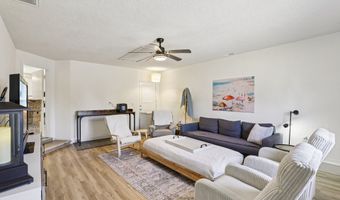 855 N 8TH St, Aumsville, OR 97325
