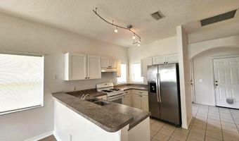 7625 CLOVELLY PARK Pl, Apollo Beach, FL 33572