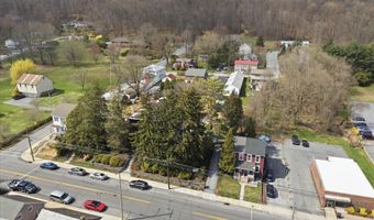 144 W MAIN St, Adamstown, PA 19501