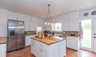 1611 S VAN BUREN St, Amarillo, TX 79102
