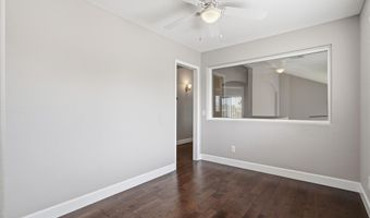 902 W AZALEA Pl, Chandler, AZ 85248