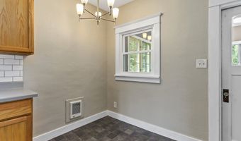 504 ABERNETHY Rd, Oregon City, OR 97045