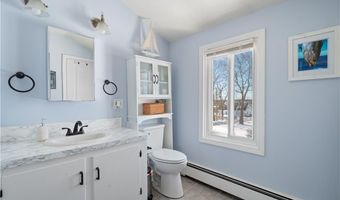 11 O'Donnell Rd, Middletown, RI 02842