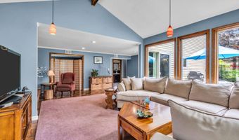 26 Allen Dr, Allentown, NJ 08501
