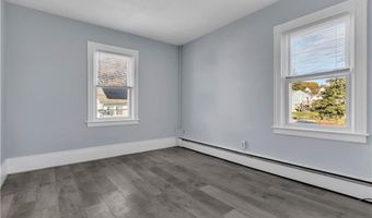 78 Old Oak Ave 2, Cranston, RI 02920