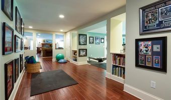 25 Westfield Dr, East Greenwich, RI 02818
