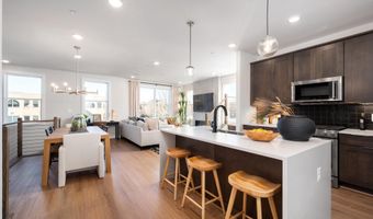131 WARBURTON St, Alexandria, VA 22304