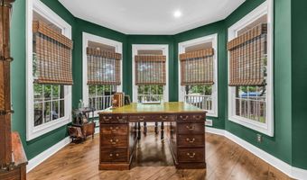 41 Sears Ave, Atlantic Highlands, NJ 07716