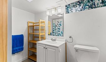 578 Woonasquatucket Ave, North Providence, RI 02911