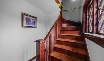 49 Arnold St, East Providence, RI 02915