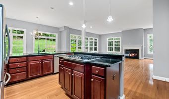 7119 BARRY Rd, Alexandria, VA 22315