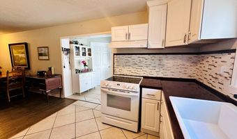 44 Chapman Rd, Apalachicola, FL 32320