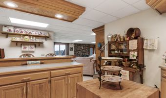 3988 N Farm Road 35, Ash Grove, MO 65604