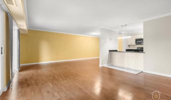 1615 E CENTRAL Rd 218C, Arlington Heights, IL 60005