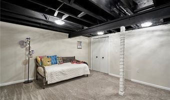 755 Sand Run Rd, Akron, OH 44313