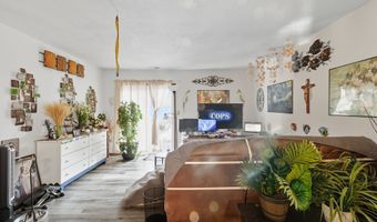 631 Deer Trail Dr, Indianapolis, IN 46217