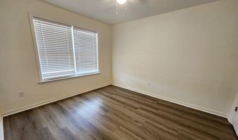 902 Lockett Station Rd, Albany, GA 31707
