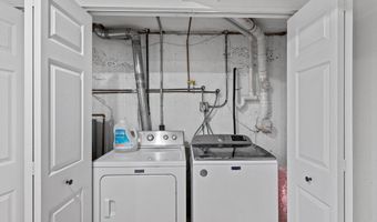 5257 Washington St 5257, Boston, MA 02132