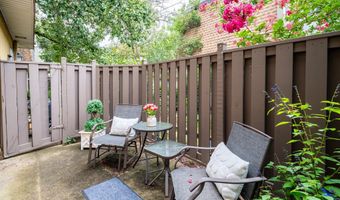 7911 CASA GRANDE Pl 122-A, Alexandria, VA 22309