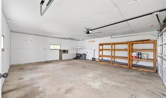 16107 7th Ave NW, Andover, MN 55304