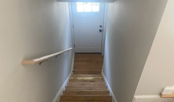644 Hallett St, Bridgeport, CT 06608