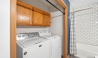 2904 Bayberry Rd, Ames, IA 50014