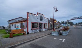 365 2nd St, Bandon, OR 97411