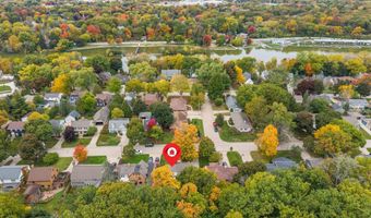 280 RIVER Dr, Appleton, WI 54915