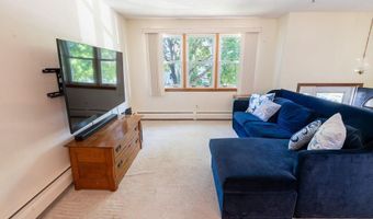 35 OLD PINE Rd, Narragansett, RI 02882