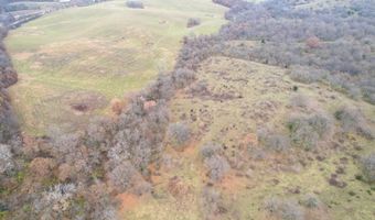 576 Th Ave, Albia, IA 52531