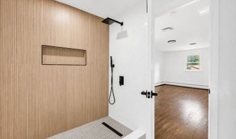 5 Butternut Dr, Bloomfield, CT 06002