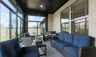 1111 Spring Hollow Rd, Bentonville, AR 72713