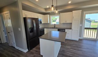 1801 12th Ave NE, Austin, MN 55912