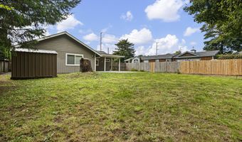 732 3RD St, Brookings, OR 97415