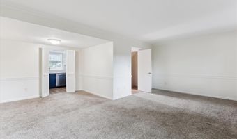 8366 GLASTONBURY Ct, Annandale, VA 22003