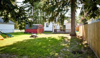 104 Grove Ave, Alma, MI 48801