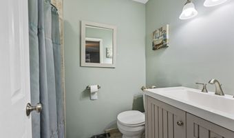 47 Currier Pl 47, Cheshire, CT 06410