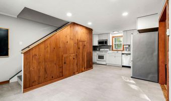 36 High St, Antrim, NH 03440