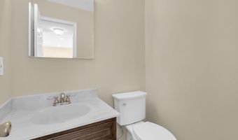 2206 FORT WARD Pl, Alexandria, VA 22304