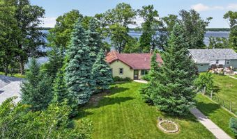 1103 S Darling Dr NW, Alexandria, MN 56308