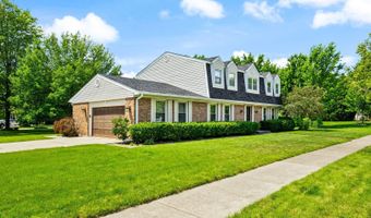 2218 N Williamsburg St, Arlington Heights, IL 60004
