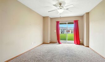 1805 Goose Lake Cir, North Liberty, IA 52317