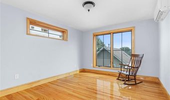 388 Sea View Dr, Warwick, RI 02889