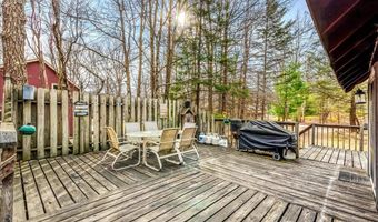 170 Fern Ridge Rd, Blakeslee, PA 18610