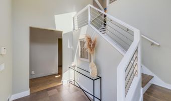 210 Venetian Rd, Aptos, CA 95003
